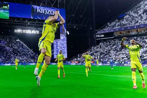 المملكة أرينا تهتز.. رونالدو يضرب الهلال بـ"هدف استثنائي" في الدوري السعودي (فيديو)
